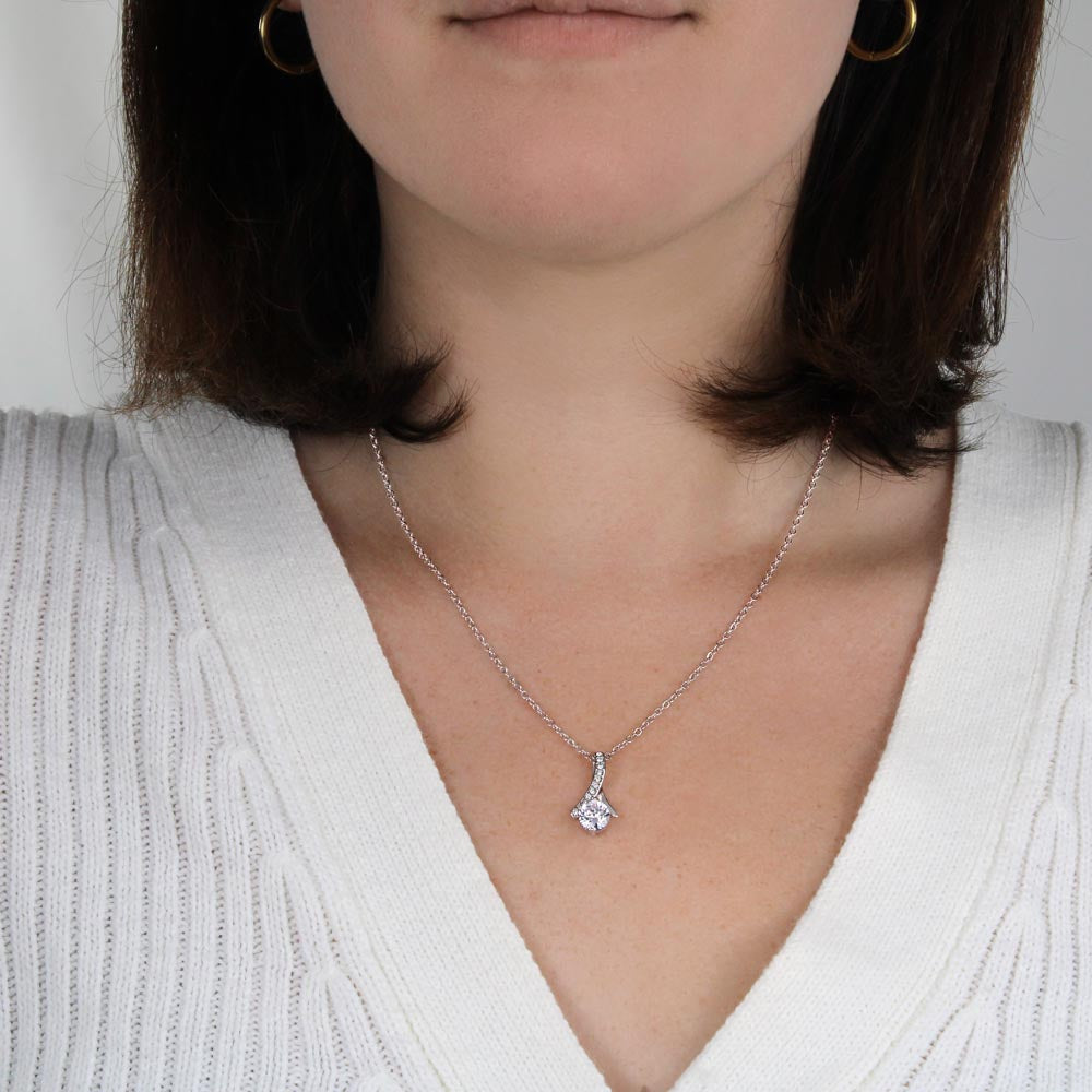 To my Wife massage card necklace